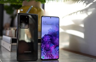 Samsung khiến người dùng trên toàn thế giới hoảng sợ, khi gửi đến một thông báo kỳ lạ chỉ có số "1"
