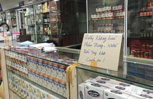 Công an vào cuộc vụ chợ thuốc Hapulico đồng loạt treo biển “không bán khẩu trang, nước rửa tay, miễn hỏi”