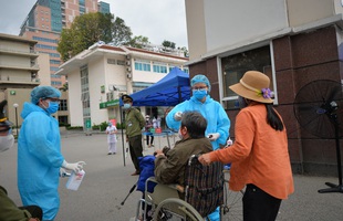 Thủ tướng giao Bộ Y tế, Bộ Công an phối hợp xử lý nghiêm bệnh nhân "đưa cơm trong BV Bạch Mai" vì khai báo vòng vo, thiếu trung thực