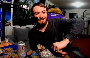 Say rượu rồi hợm hĩnh nổ súng trên sóng, nam streamer nổi tiếng "bay màu", mất cả cơ nghiệp chỉ vì một phút