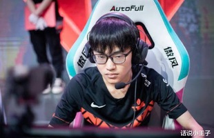 Đường giữa của Top Esports - Knight gay gắt trên kênh stream: "Đừng bao giờ đổ thừa thất bại là do tướng"