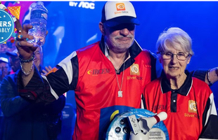 Cặp game thủ bá đạo, tổng tuổi đời lên tới hơn 180, vẫn vô địch giải đấu thể thao điện tử