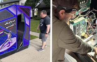 Ra phố chơi bất ngờ nhặt được máy chơi game siêu cổ trong bãi rác, người đàn ông kiếm gần 250 triệu