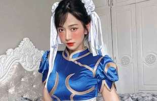 Khoe màn cosplay Natalya, Lê Bống khiến fan xót xa