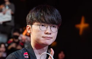Đang là nhà ĐKVĐ thế giới, Faker vẫn thừa nhận "sự thật mất lòng"