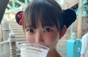 Nữ idol than thở vì đã 30 tuổi nhưng gương mặt quá "baby" nên cứ đăng ảnh là bị report