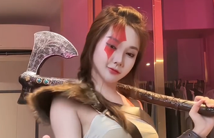 Hóa thân thành thần chiến tranh, nữ coser khiến fan mê mẩn với màn lắc hông độc đáo