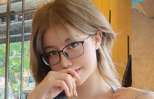 Coser tung loạt ảnh tuyên bố chặn đứng “tháng 11” của cộng đồng game thủ