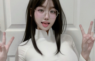 Biến hình thành nữ sinh Việt Nam, nữ coser khiến người xem thích thú