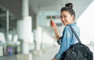 4 mẹo vàng săn vé máy bay Tết giá rẻ trên Traveloka: Đặt sớm, bay rẻ, về quê vui Tết