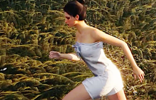 Newbie Where Winds Meet than trời, bị NPC "bắt cóc", ép chạy bộ không cho nghỉ