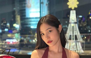 Dạy thêm tiếng Trung, hót-gơ khiến fan xao nhãng không thể học bài