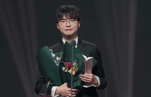 Giải thưởng của Faker tại LCK Awards 2025 khiến cộng đồng tranh cãi
