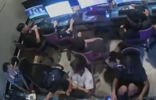 Quá cay cú, nam game thủ thẳng tay ném hỏng màn hình máy tính tiệm Net