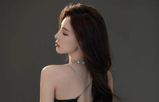 Kỳ lạ chuyện nữ streamer nữ: Xinh đẹp, sexy, dáng chuẩn… nhưng bị bố “bắt cưới” anh họ?