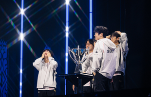 Skin CKTG chưa về, một tuyển thủ T1 đã tỏ ý hối tiếc