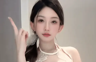 Nữ streamer khiến người xem bức xúc với hành động trên livestream