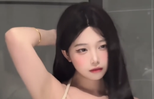 Hot girl "muốn nổi", chiêu trò cố tình bất chấp để câu view từ người xem?