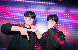 T1 chính thức phát biểu về vụ Zeus và Gumayusi nhưng làm bùng lên những sự bức xúc khác