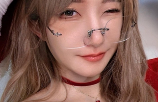 Nữ cosplayer xinh đẹp, có gương mặt cực giống Sơn Tùng M-TP làm điều đặc biệt khi đến Việt Nam khiến fan phấn khích