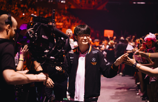 Faker tiếp tục có màn "gáy khét" dù chẳng hề nói câu nào