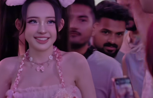 Ngân 98 biến thành búp bê xuống phố, khéo léo né fan nam sau những sự cố bị động chạm nhạy cảm