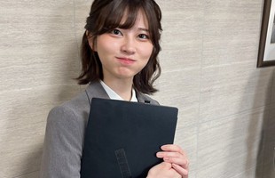 Cô gái văn phòng hot nhất lúc này, hút 74 triệu view, hàng nghìn người đàn ông xin cưới