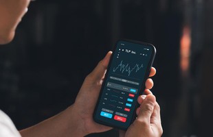 Khi AI hiểu ví tiền của bạn hơn chính bạn: VNDirect, TCInvest, Finhay, Anfin bứt phá cuộc đua cá nhân hóa đầu tư