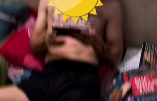 Xôn xao clip vợ bầu thức đêm chăm chồng chơi game còn bị quát nạt, dân tình phẫn nộ ra sức chỉ trích