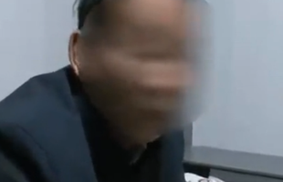 "Nướng" tiền tỷ cho nữ streamer, fan nam hối hận, khóc lóc xin lỗi vợ sau khi bị phát hiện