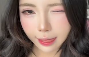 Mai Dora nháy mắt nũng nịu, khoảnh khắc "xâm chiếm" trái tim fan nam