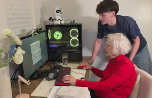 Cụ bà 81 tuổi vẫn lên sóng livestream chơi game, tất cả chỉ vì một nguyên nhân, cả cộng đồng phải cảm động