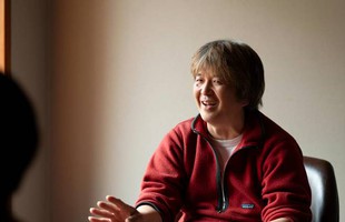 "Lão đại" otaku chi hơn 30 triệu Yên "đu" Idol, bán nhà, trốn viện khi đang đột quỵ chỉ để đi xem concert