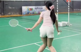 "Ưỡn ẹo" trên sân cầu lông, hot girl khiến người xem "ngứa mắt" không chịu nổi với chiêu trò câu view