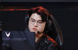 Siêu sao hàng đầu LPL khen ngợi Gumayusi không tiếc lời