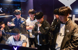 DK bại trận trước BNK nhưng cộng đồng lại tranh cãi về hành động của HLV CvMax