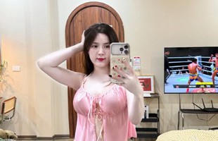 Fan girl MU khoe dáng táo bạo, đăng một bức ảnh duy nhất cũng khiến người xem phải thốt lên hai từ "dân chơi"