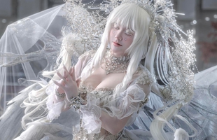 Mang gần 15kg đạo cụ trên người, nữ coser khiến tất cả thán phục với công sức "biến hình" đầy ấn tượng