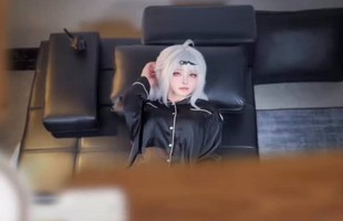 Ngắm mỏi mắt với trend "quạt trần" của các coser xứ Trung, một lần biến hình là lại khiến người xem mê mệt