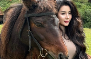 Rời yên ngựa để "xuống nước", hot girl làng kỵ sĩ gây bão với màn biến hình