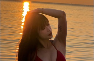 "Hoa khôi Taekwondo" tung ảnh bikini quyến rũ, khác xa vẻ mạnh mẽ trên sàn đấu