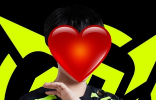 Tuyển thủ LMHT có hóa thành gái xinh cực mượt khiến đồng đội cũng nhầm lẫn