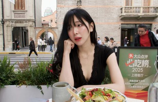 Nữ thần mặt mộc bị fan nam quay xe