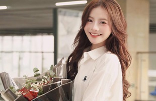 "Liều thuốc" ngọt ngào nhất hôm nay, nữ dược sĩ gây thương nhớ với nụ cười tỏa nắng