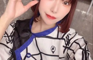 Liều lĩnh tạo thử thách gập bụng theo lượt like, hot girl gợi cảm "méo mặt" khi thấy con số, trả nợ nửa năm chưa xong