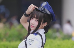 Hóa thân thành nữ cảnh sát, hot coser này khiến anh em game thủ đồng loạt "giơ tay" xin hàng