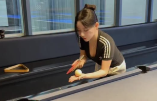Chơi bida bằng vợt bóng bàn, hot girl bất ngờ viral vì quá "điệu nghệ"