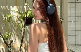 Ngỡ ngàng nhan sắc chạm ngưỡng U40 của "hot girl ảnh thẻ" huyền thoại, visual đỉnh chóp chấp cả camera thường!