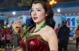 Ngắm "nữ thần chạy bộ" hóa thân Wonder Woman