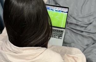 Hot girl đêm xem bóng đá, sáng vẫn đi gym và "giao diện" nóng bỏng bất chấp ngủ 2 tiếng